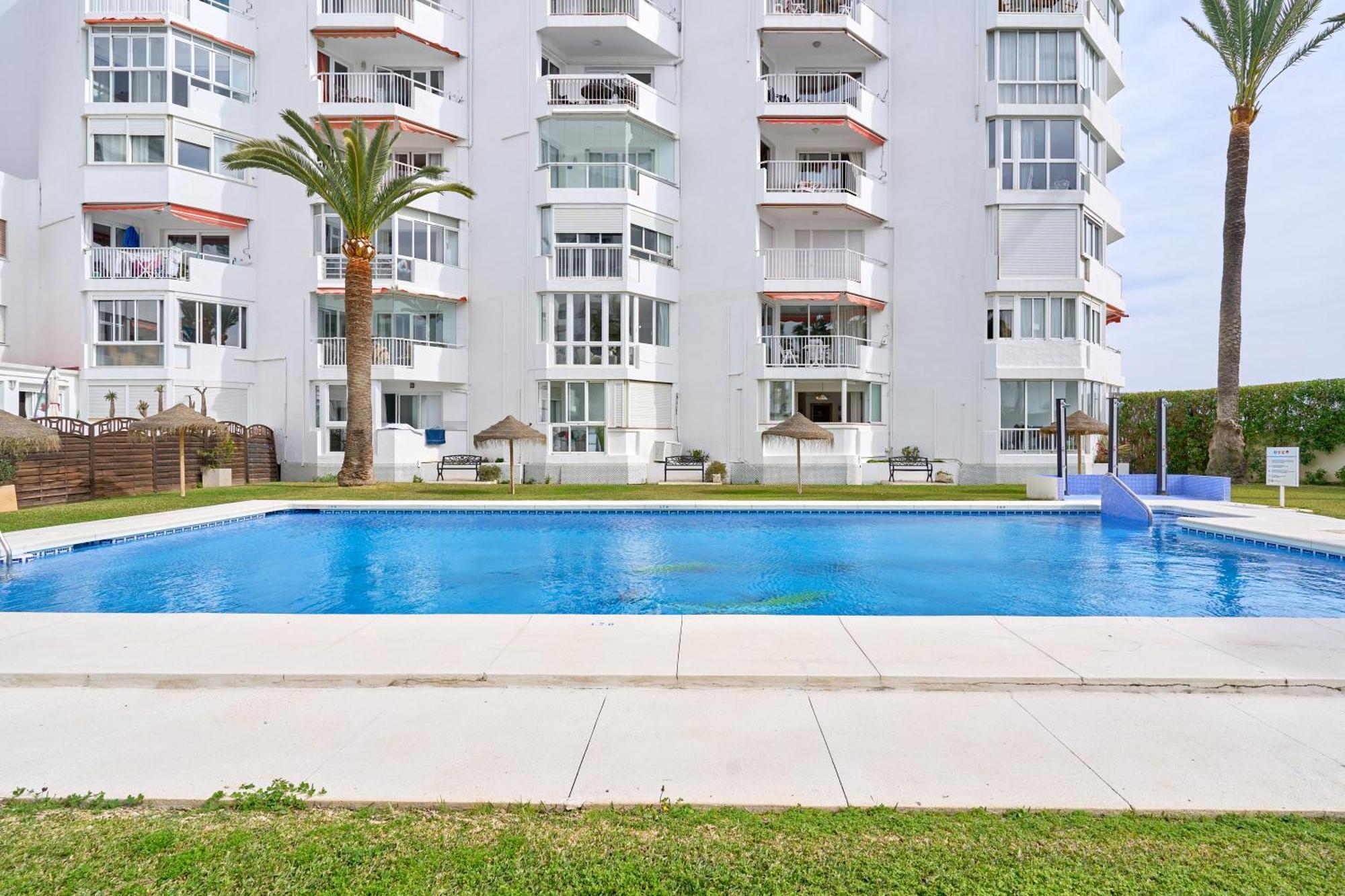 Comfortable Studio Apt Nerja Zewnętrze zdjęcie