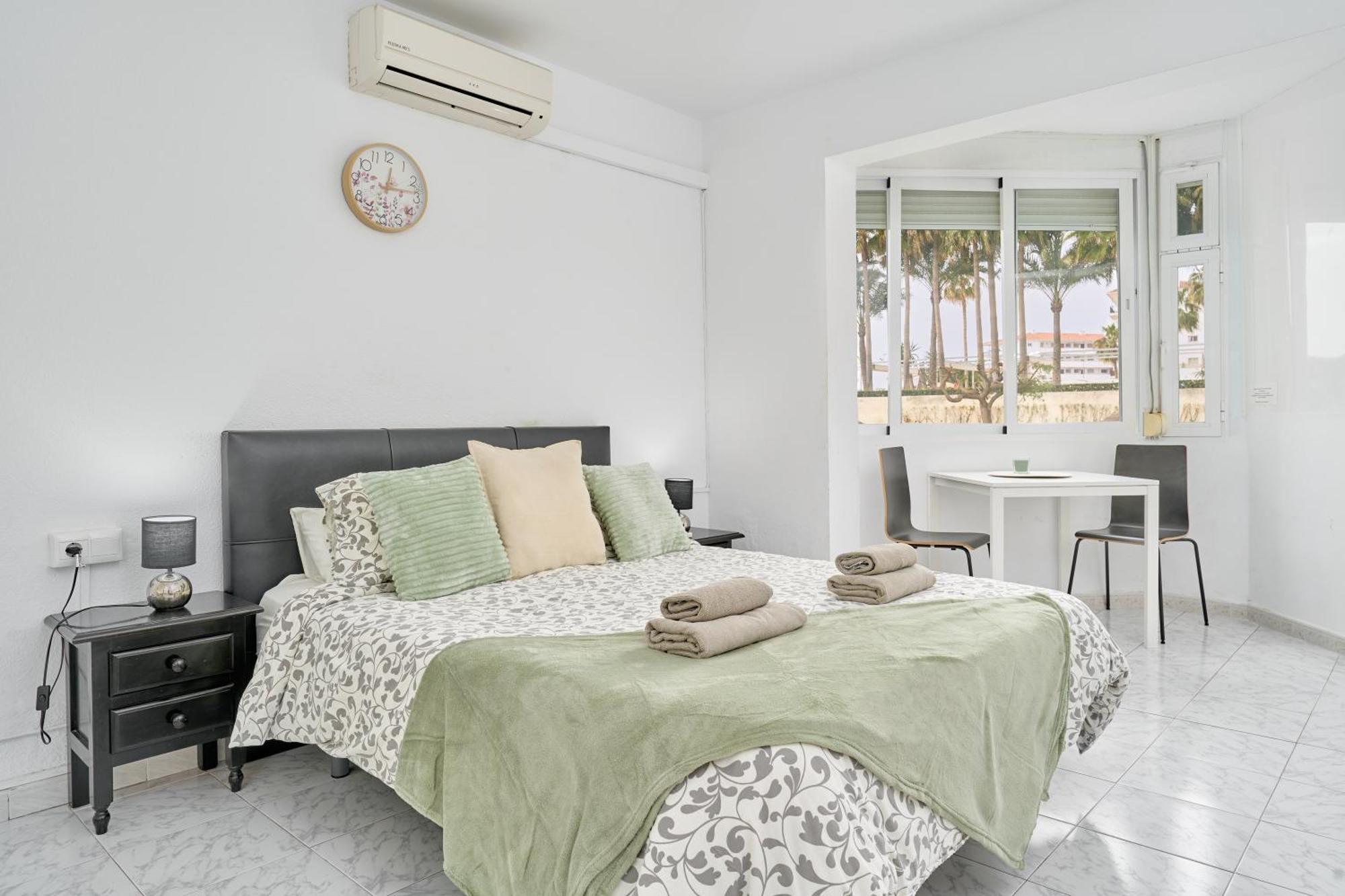 Comfortable Studio Apt Nerja Zewnętrze zdjęcie