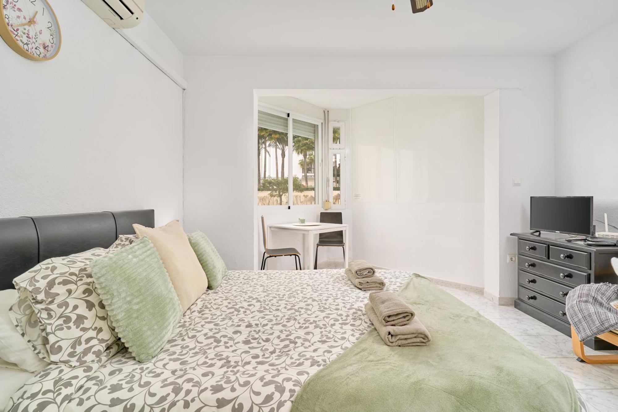 Comfortable Studio Apt Nerja Zewnętrze zdjęcie
